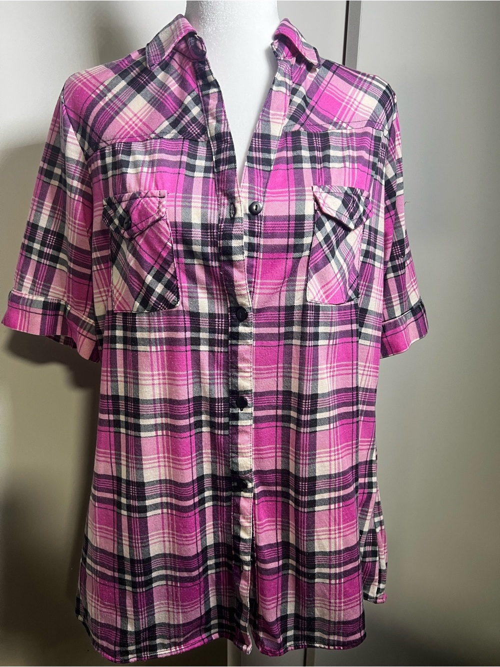 Eden & Olivia Pink and Black Plaid Short-Sleeve Button-Down